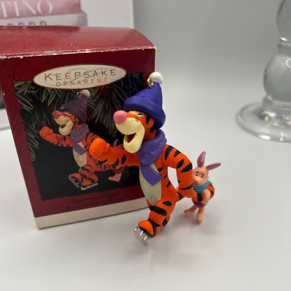 Hallmark Keepsake Tigger and Piglet Ornament - 1993